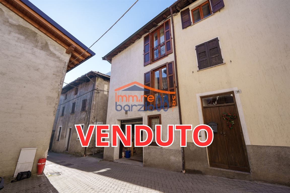 PORZIONE DI CASA CON BOX - CORTENOVA PRATO SAN PIETRO